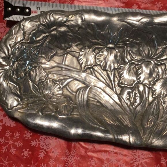 Serving platter beautiful Arthur Court Iris pattern - Picture 3 of 6